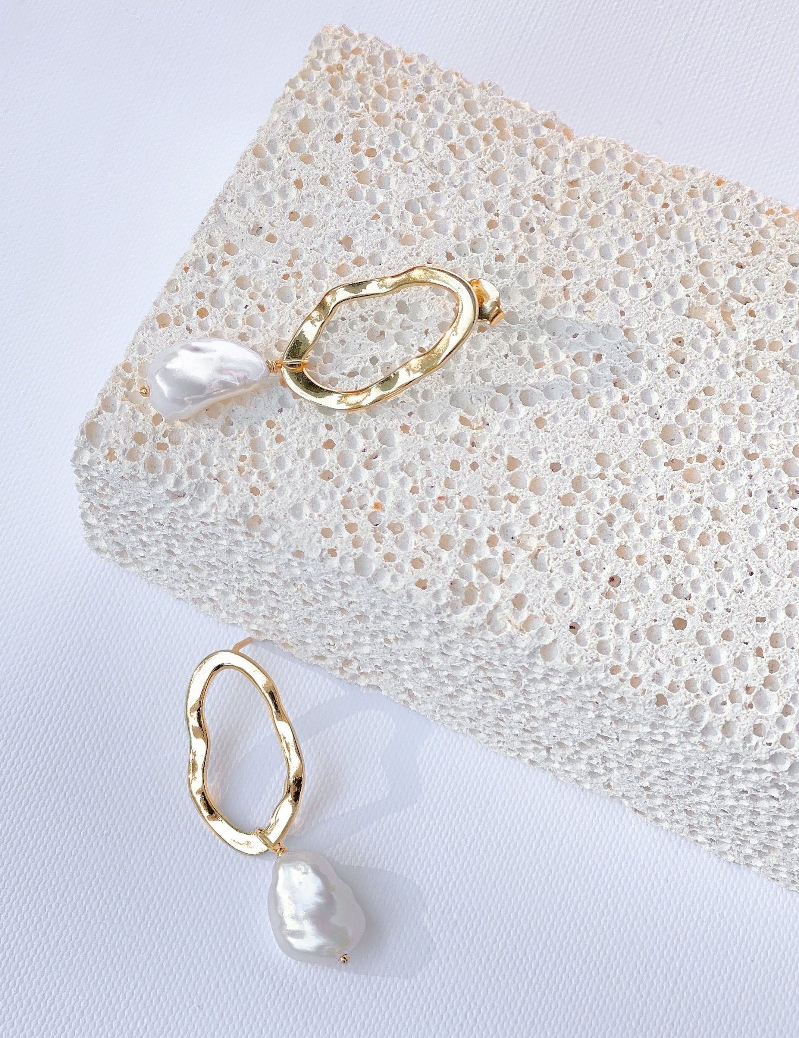 Pastiche  Athena Earrings - E1960YGPL