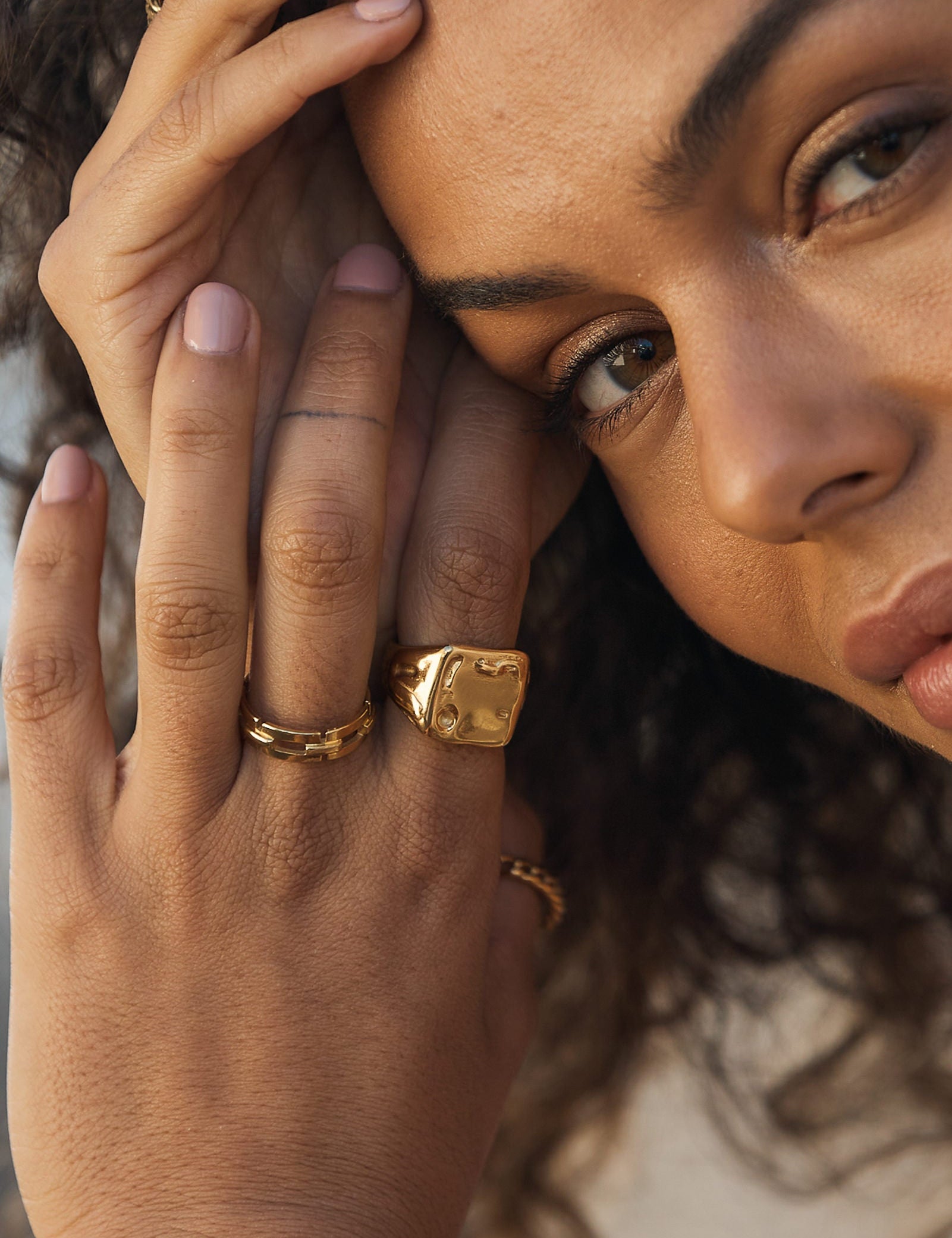 Pastiche  Muse Ring -